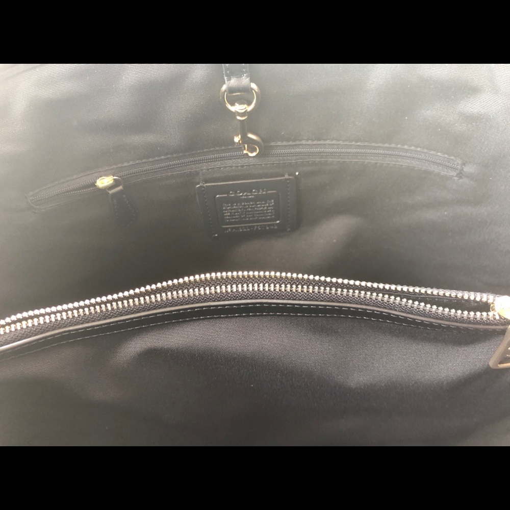 Gaby’sBags👜💕- Coach  Large purse Brown Black - Picture 7 of 8